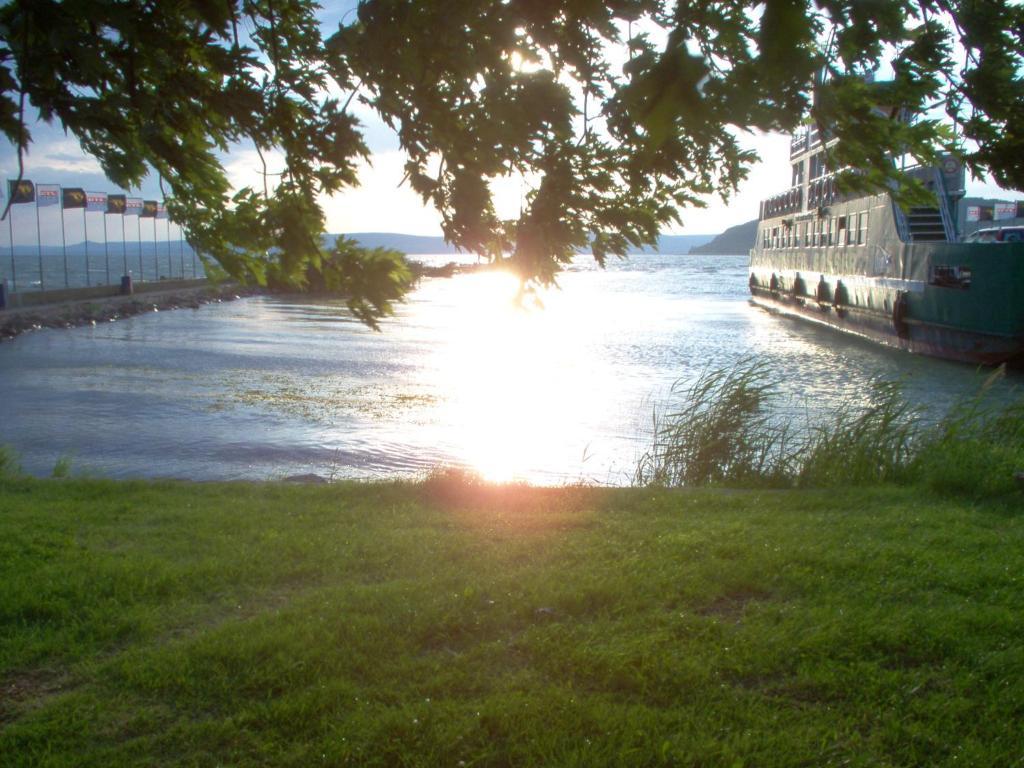 Rév Szálló Balaton Szántód Extérieur photo