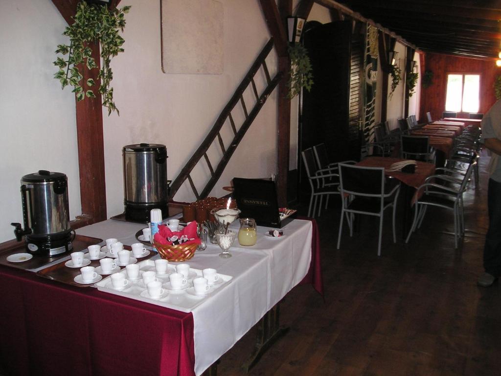 Rév Szálló Balaton Szántód Extérieur photo