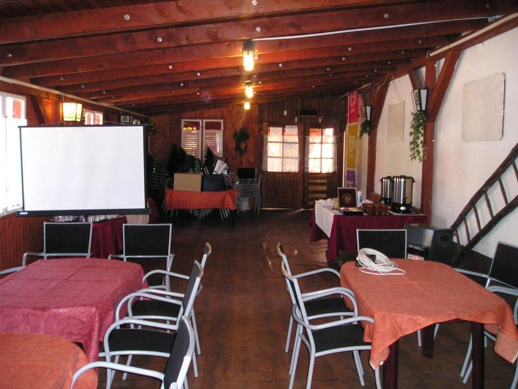 Rév Szálló Balaton Szántód Extérieur photo